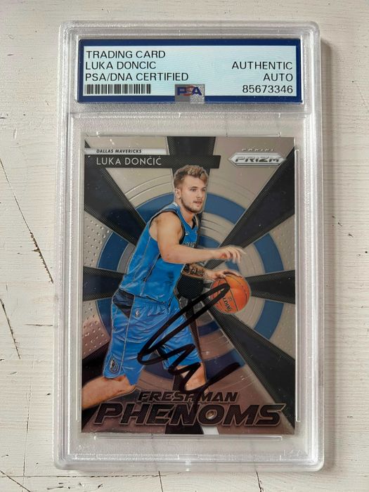 Luka Doncic karta + autograf 2018 Prizm Freshman Phenoms Lakers Rookie