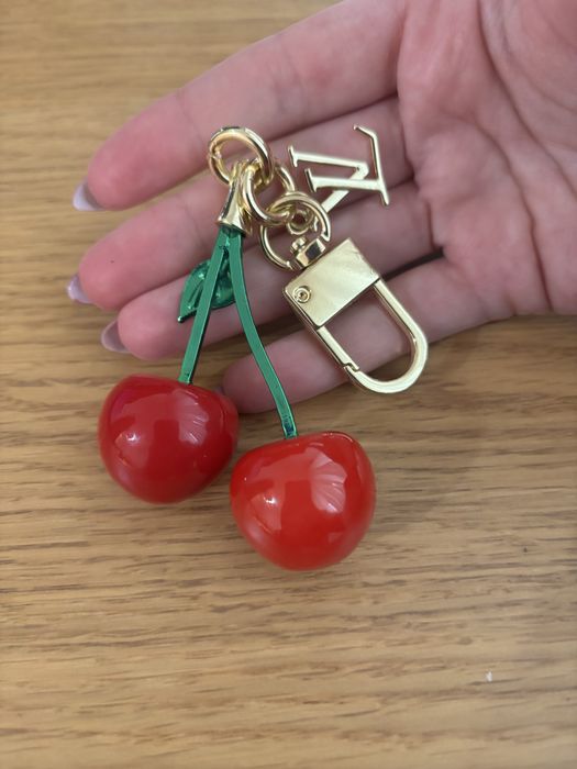 LV charm bag porta chaves