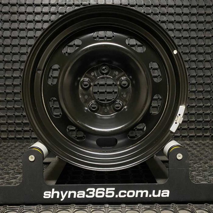 Диски б/у BMW R16 7J PCD 5X120 BK БМВ 6786353