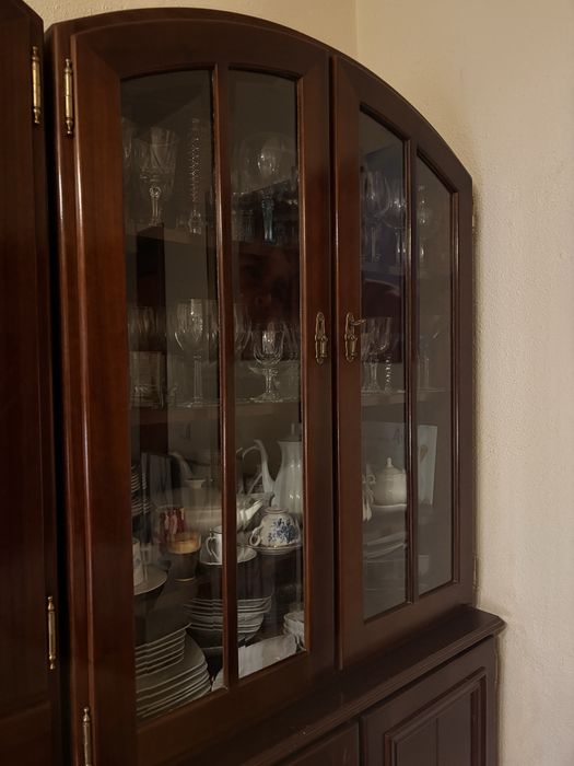 Movel de sala em mogno
