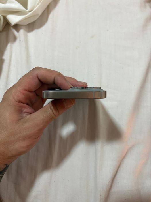 Vendo IPhone 16 Pro