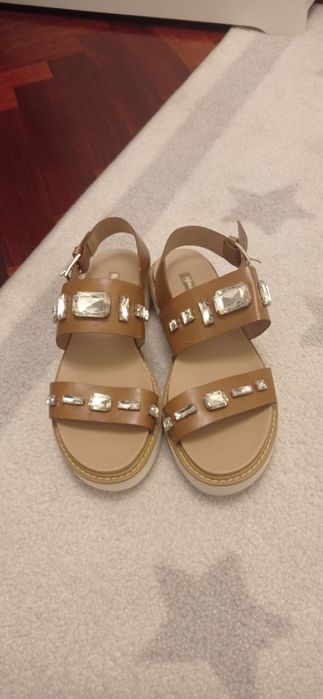 Sandálias de mulher num 37