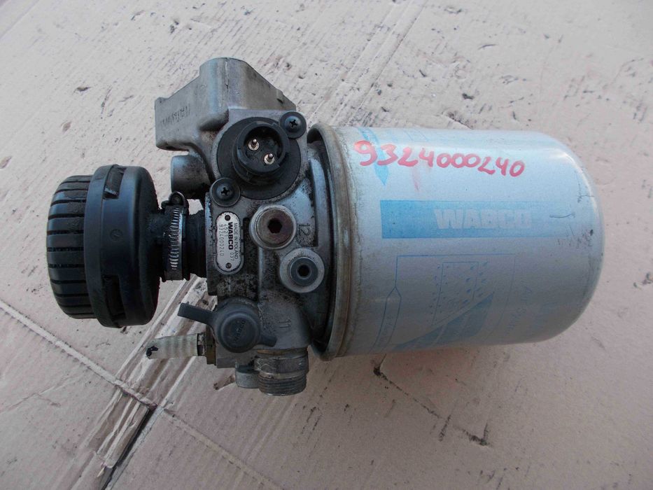 Zawór osuszacz podstawa osuszcza wabco Mercedes Axor Actros