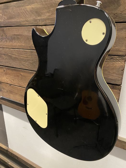 Електрогітара Epiphone Les Paul Standard