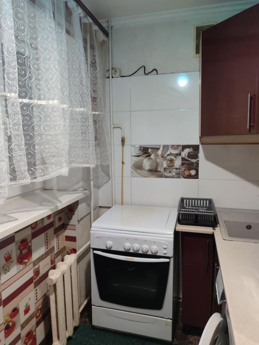 Здам 1 к кв на Тепличному