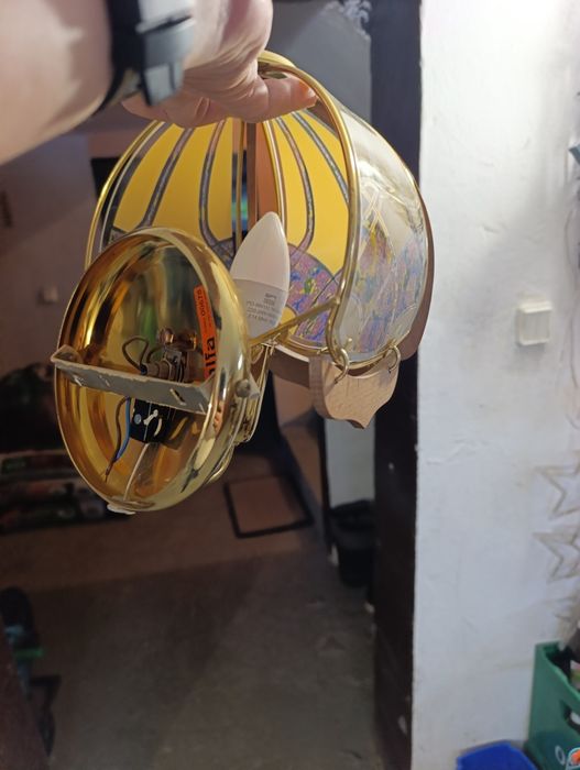 Lampy wiszące i kinkiety w bardzo dobrym staniem sta