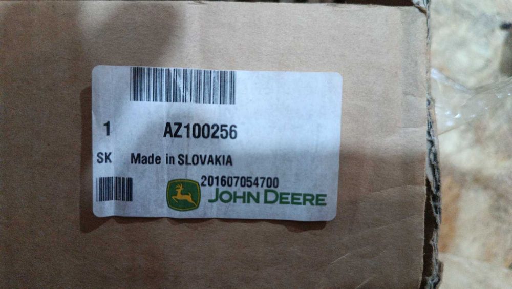 Корпус підшипника AZ100256 John Deere