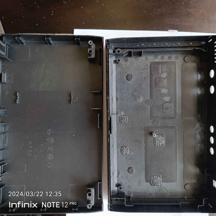 Корпуса до електронних пристроїв.