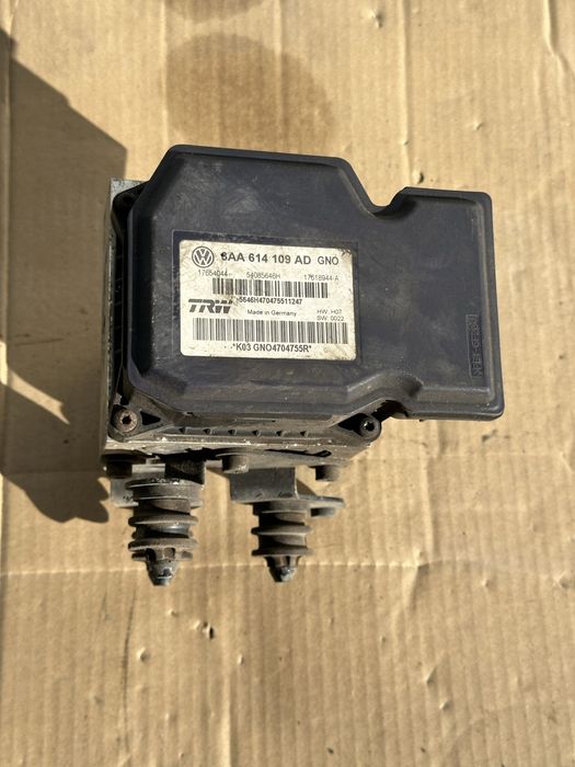 Блок ABS 3C0614109A 3c0614095q 3c0614095p Passat B6 Пассат Б6 2.0 TDI