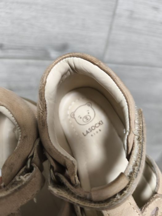 Buty buciki sandałki sandały skóra miś zdrowa stopa Lasocki wyprawka