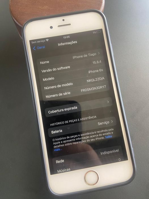 iPhone 6s com capa nova a estrear