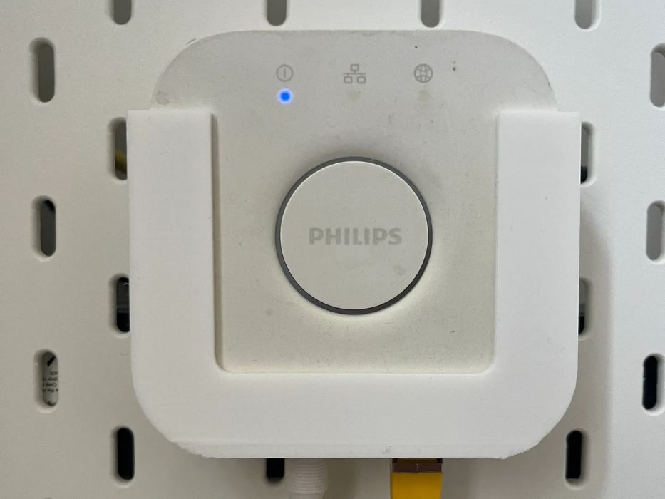 Suporte Philips Hue Bridge IKEA Skadis
