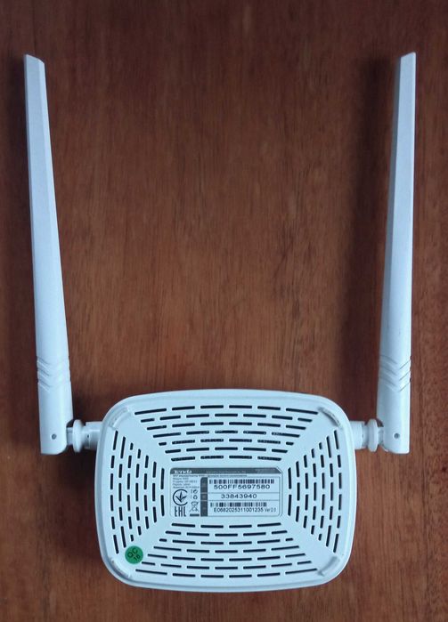 Вай фай роутер Tenda N301