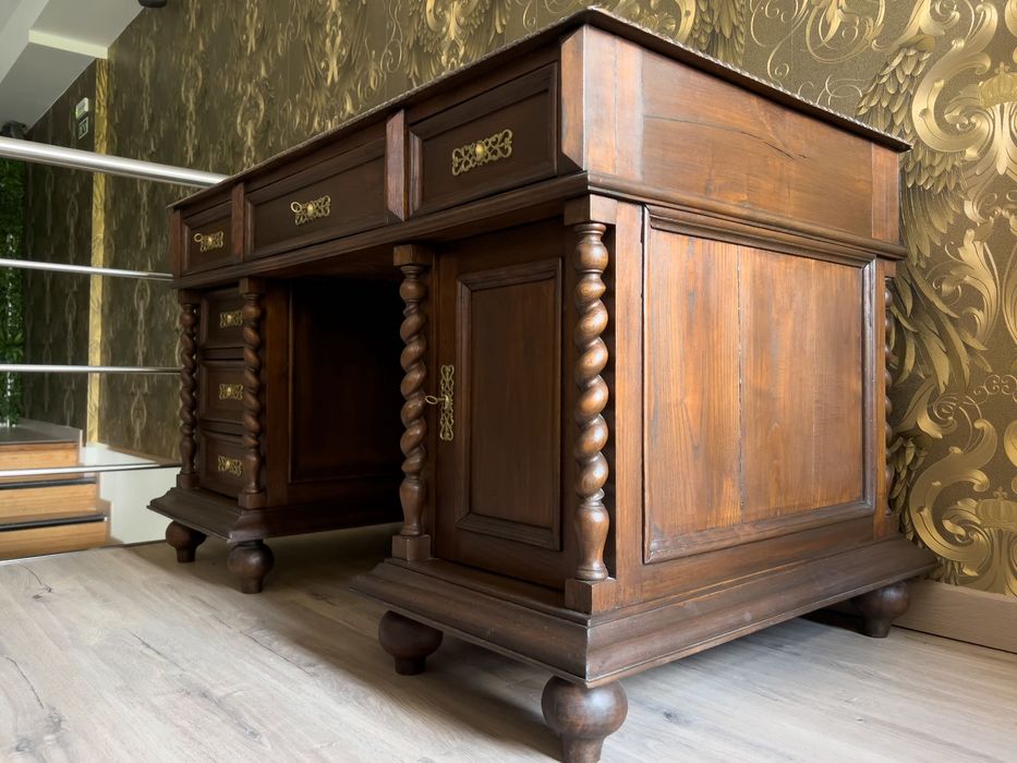 Secretária com tremidos