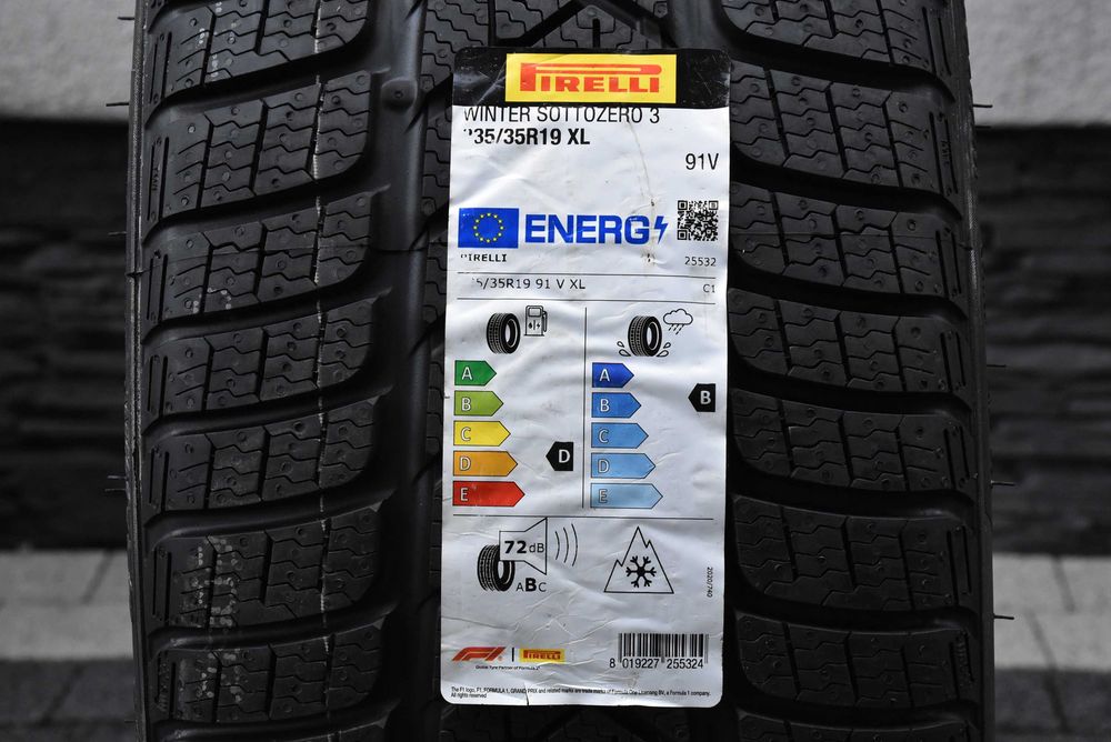 Nowe koła zimowe OEM Mercedes A35 A45 AMG W177 W176 CLA 45 CLA 35 C118 C178 X178 C174 X174 NIGHT 19" NOWE Pirelli 2026