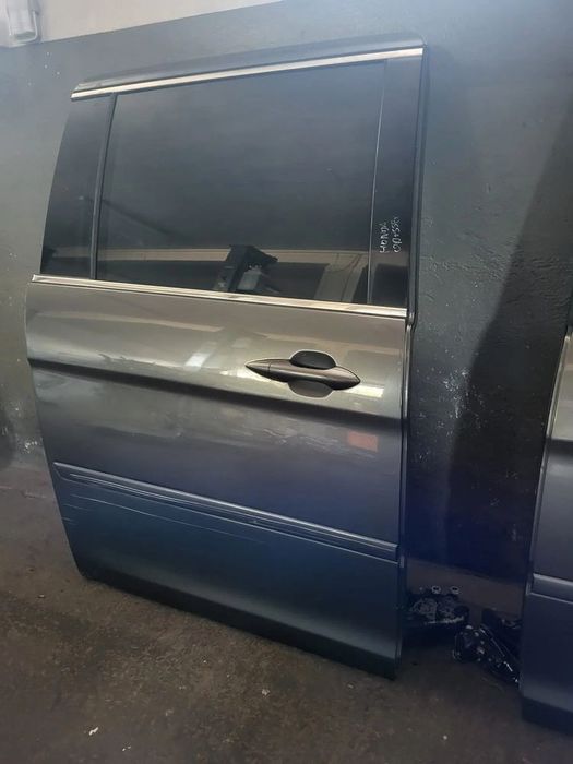 honda odyssey 2010rok drzwi kompletne