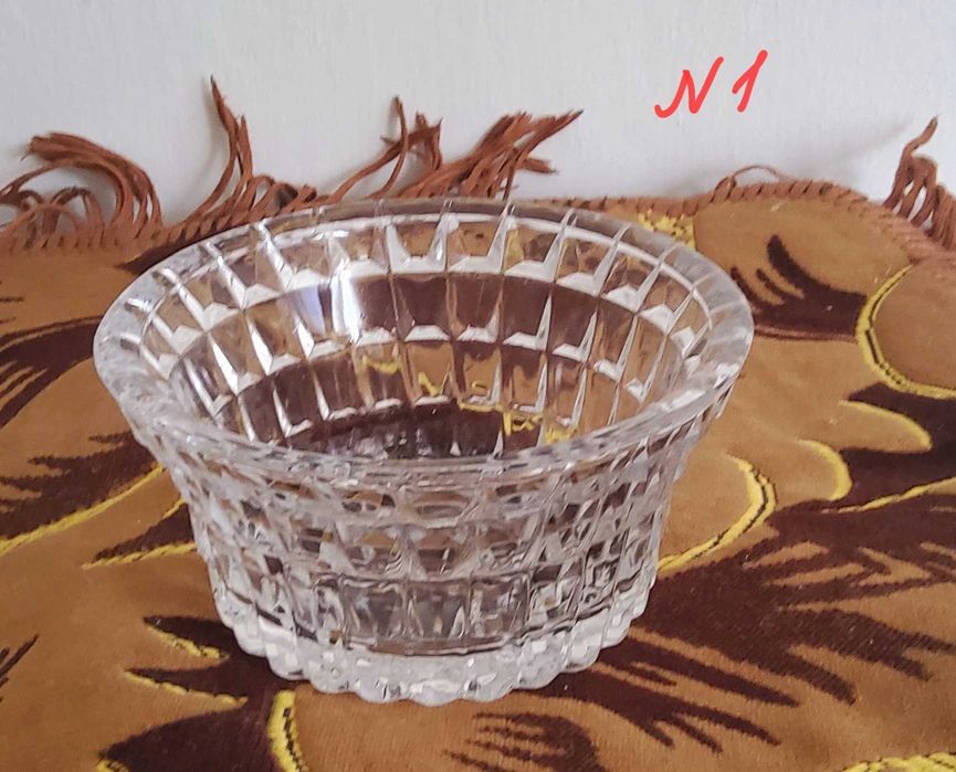 Вазы хрустальные