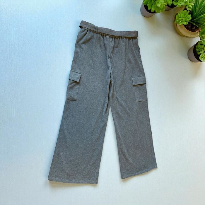 Szare spodnie Primark Cares, szeroka nogawka, kieszenie cargo 42/44