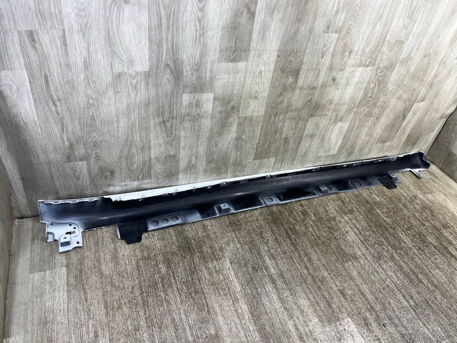 Порог правый Tesla Model S Plaid ( 2021 2022 2023 2024 г. ) Накладка порога 1567138-00-D