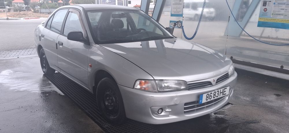 Mitsubishi Lancer 1.3 GLX — 1997