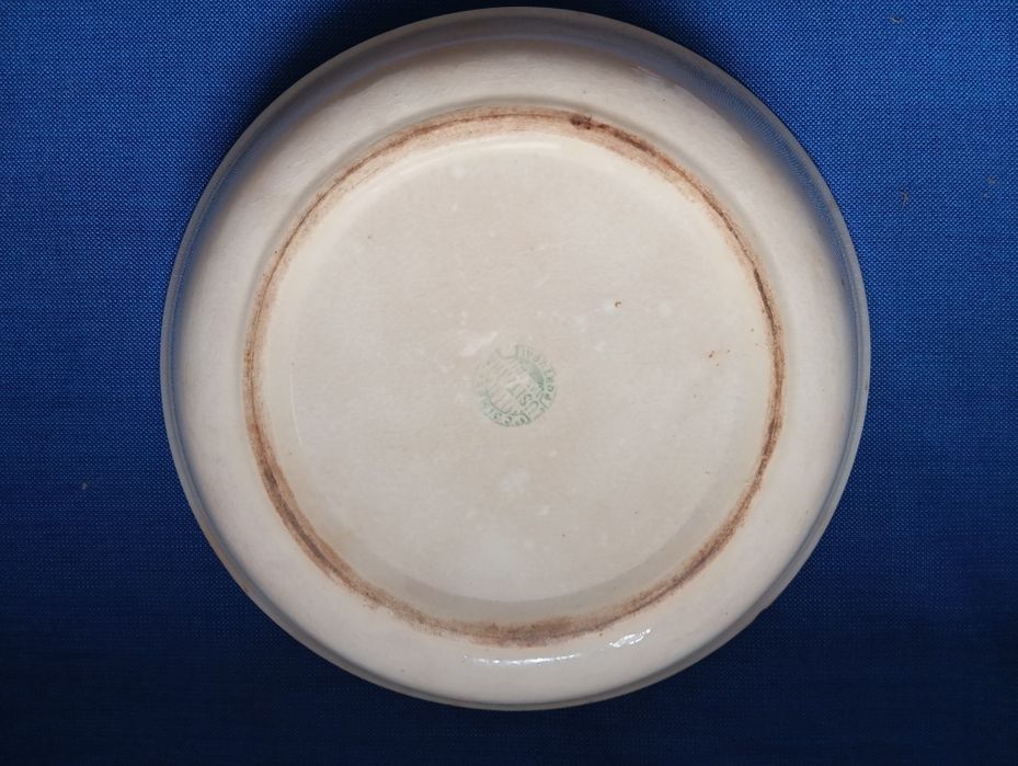 Taça antiga das cerâmicas Lusitânia