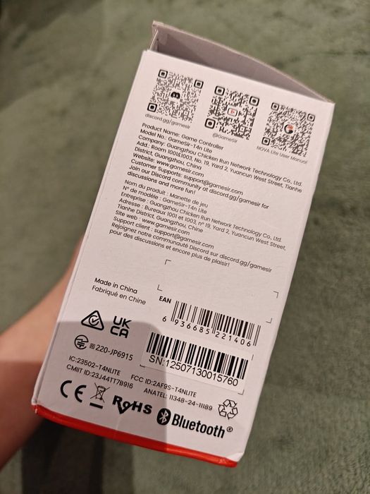 Nowoczesny, bezprzewodowy kontroler do gier GameSir Nova Lite