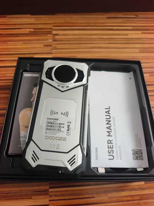 Doogee S200 VIP Edition + Słuchawki