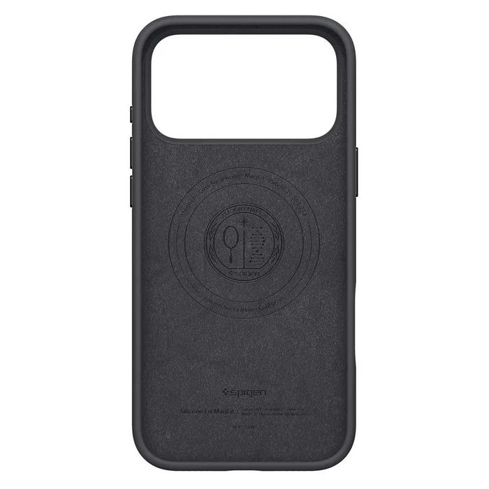 Чехол Spigen Silicone Fit MagFit для iPhone 17 Pro/18 Pro и 17 Pro Max/18 Pro Max - Black