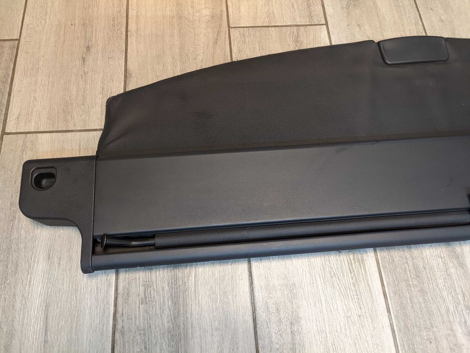 Шторка багажника Toyota Avensis Т250 универсал