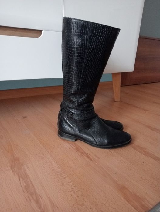 Kozaki Venezia r. 40, buty skóra