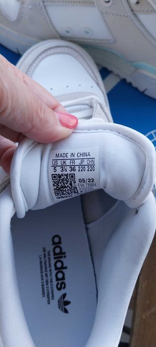 Tenis Adidas (Excelente estado)