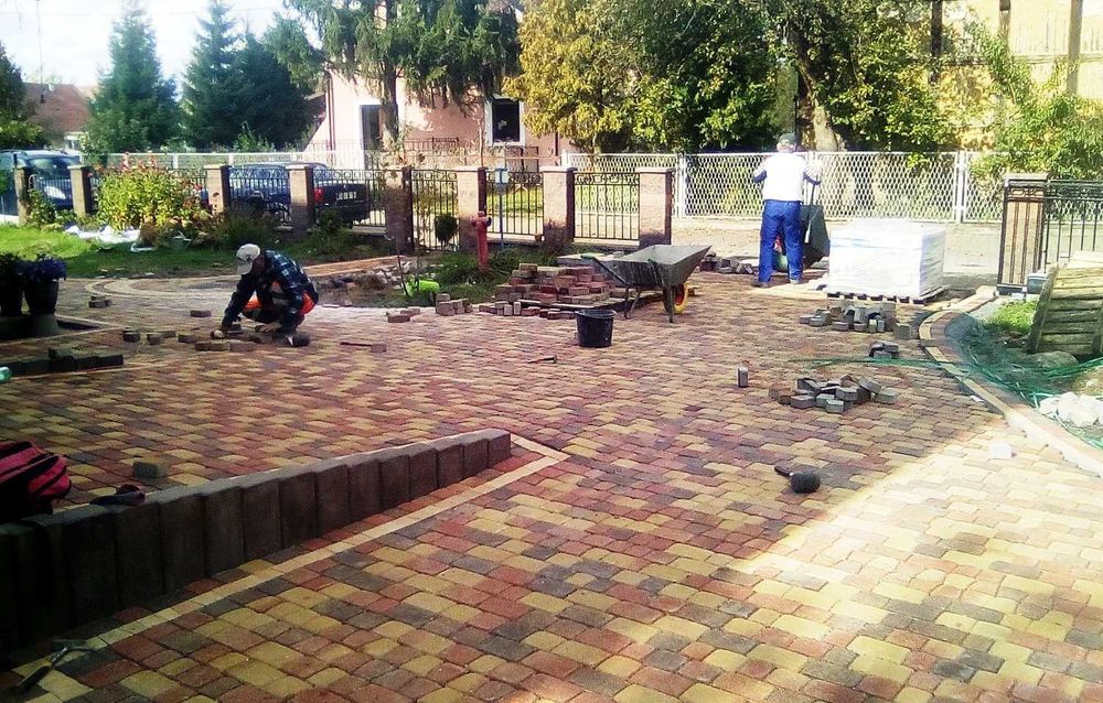 Brukarstwo, montaż ogrodzeń, murki, odwodnienia, mauzery