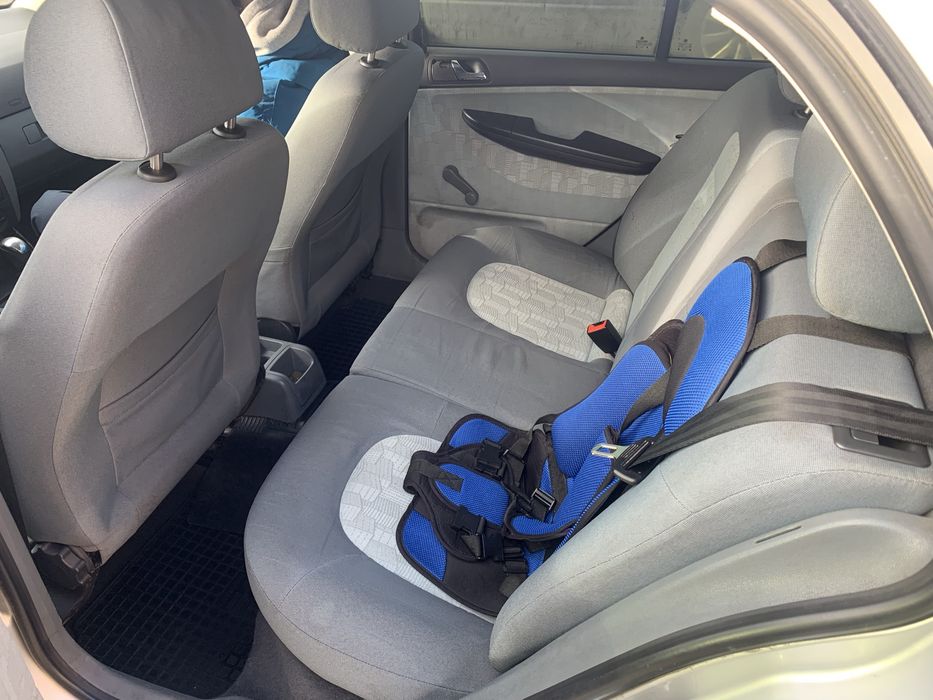 Фабія 2002, 1,4 газ/бенз., 330 тис. км