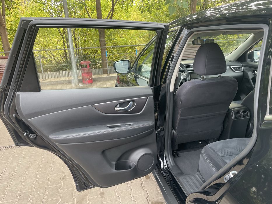 Nissan Rogue 2016