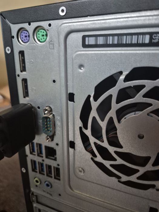 Szybki lekki komputer HP 705 G3 4x3.5 GHZ 16 GB DDR4 USB Front