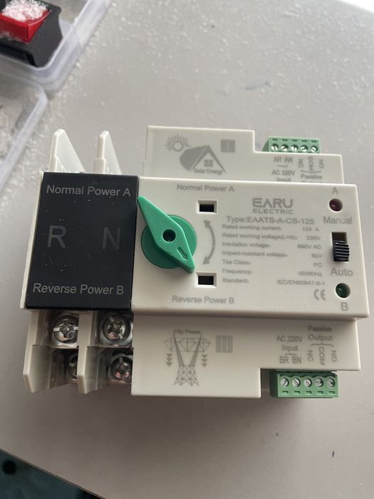 АВР  автоматичний ввод резерва