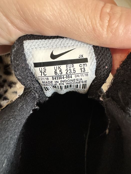 Nike кросівки  р.25