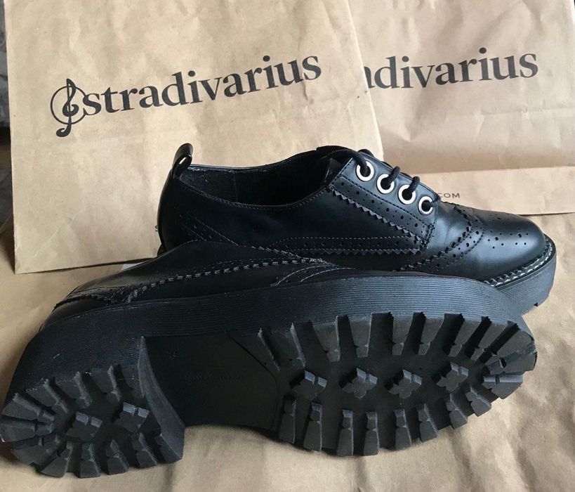 Броги жіночі Stradivarius (36 розмір)