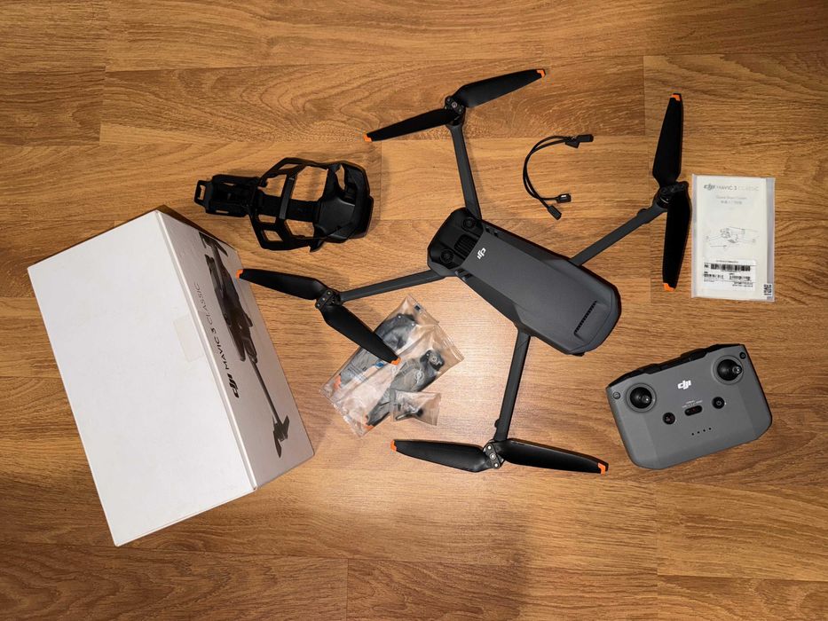 DJI Mavic 3 Classic (DJI RC-N1)64553267266946120
