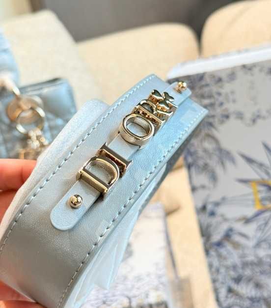 Puder perłowy Dior Lady