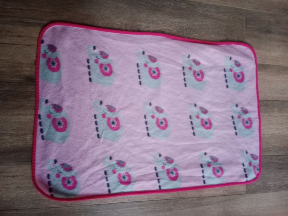 Kocyk polarowy różowy