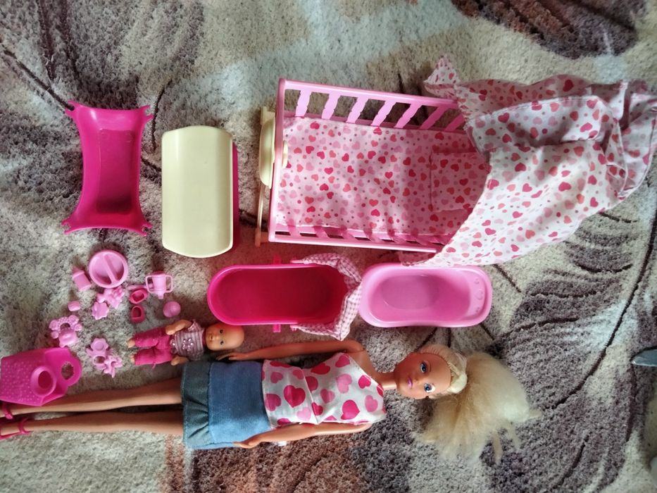 Кукла Штеффі з новонародженим малюком