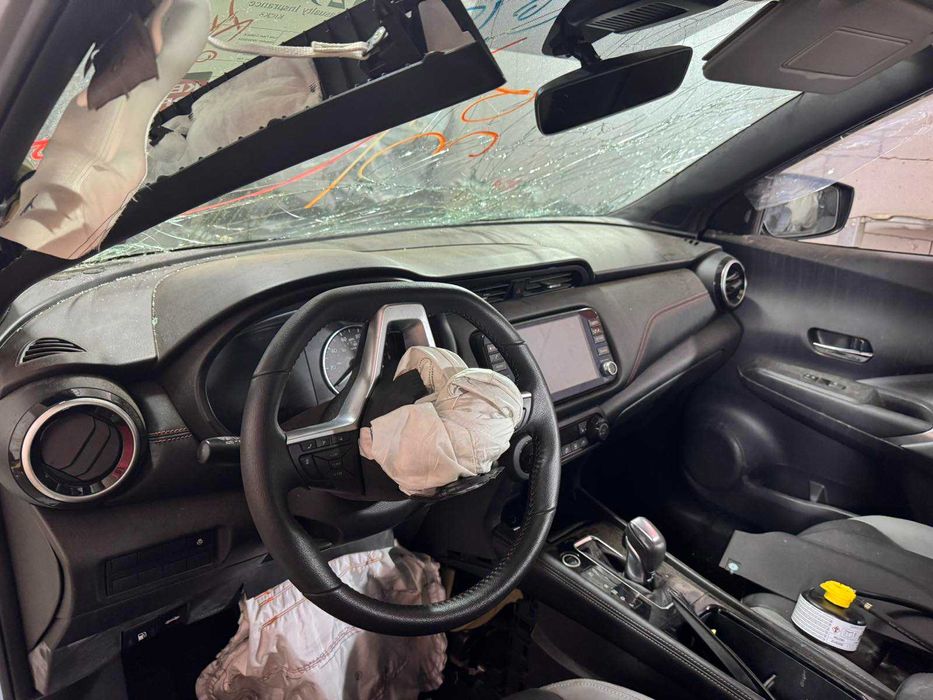 полка в багажник обшивка молдинг пластик nissan kicks sr sv  разборка