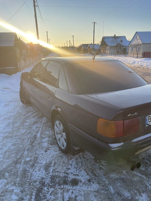 Продам машину  в хорошому стані за детелями звертайтесь за номером тел