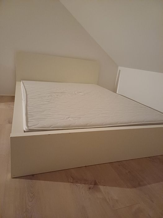 Łóżko Ikea MALM 140x200