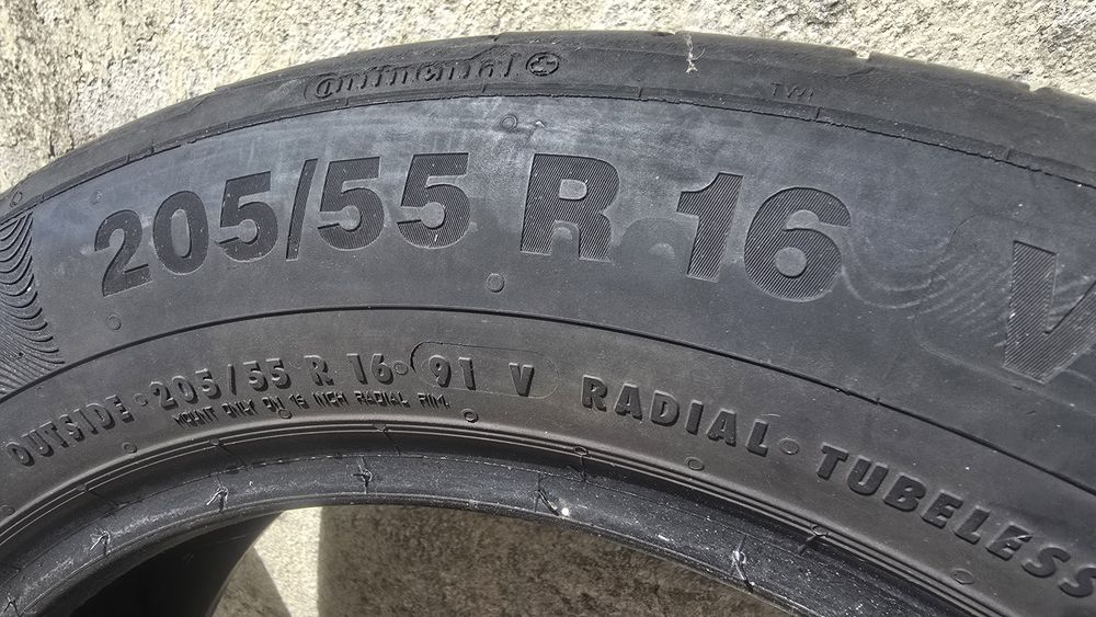 2 Pneus  Continental 205/55 R16