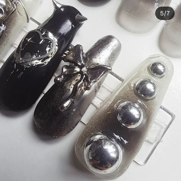 Czarne Tipsy Trumienki Press on nails