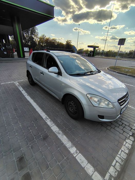 Продам  Kia Seed