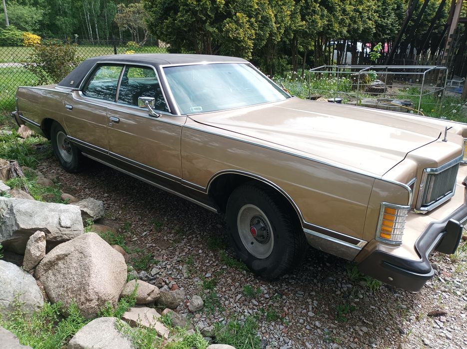 Mercury Grand Marquis, uszkodzony