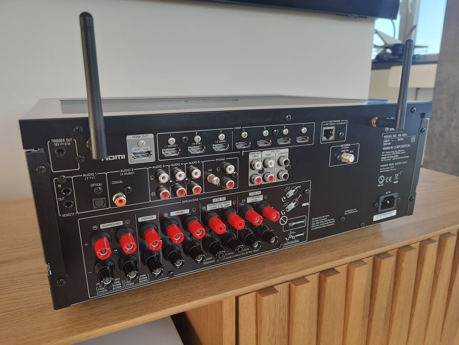 Amplituner Yamaha RX-A2A Aventage